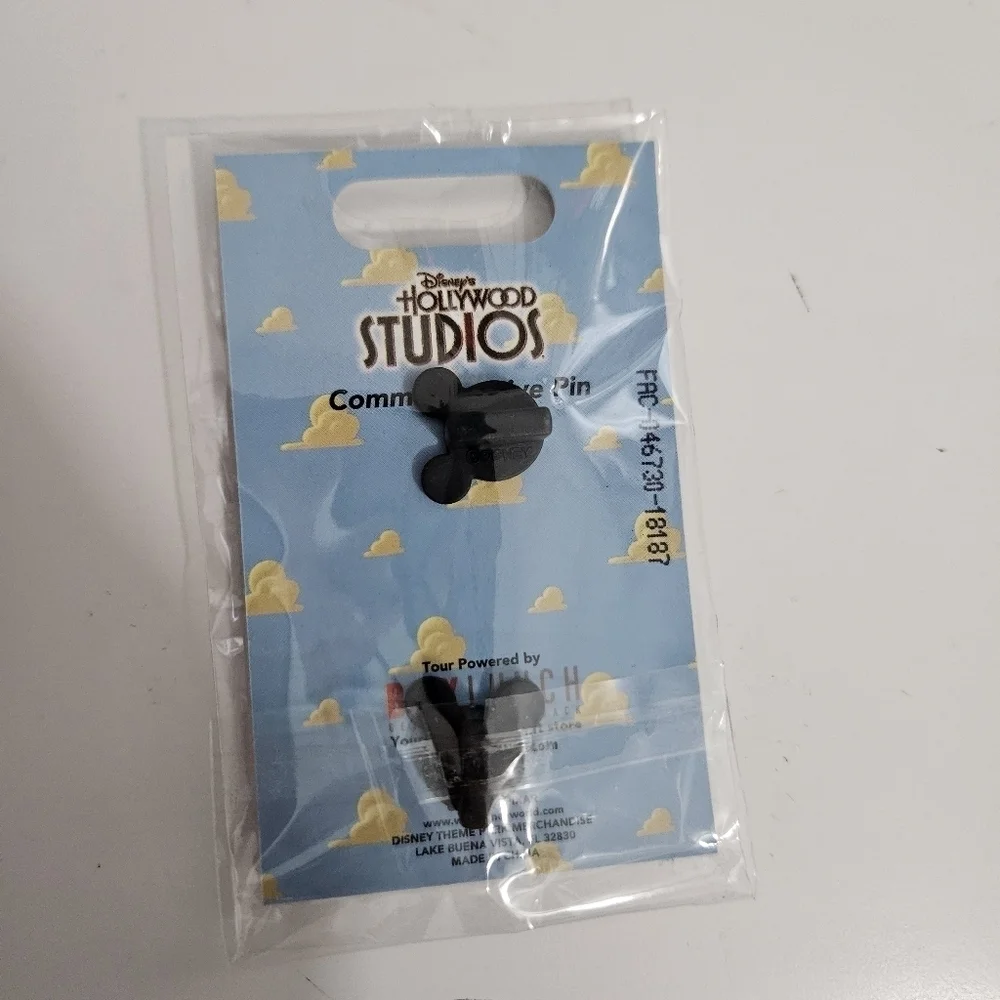 Toy story woody limited release pin